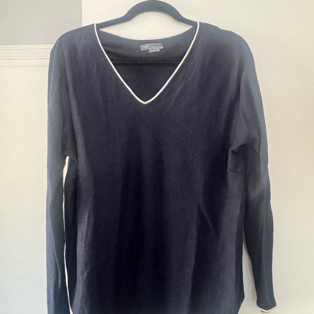 Vince, V-Neck Sweater with White Trim, L